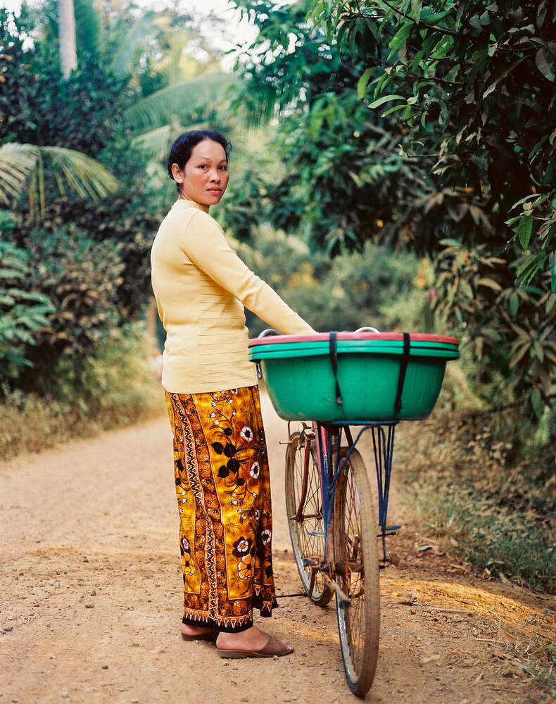 Battambang, 2004, Pentax 645N, Portra NC 400