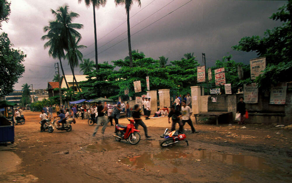 Gang Fight Phnom Penh 1998